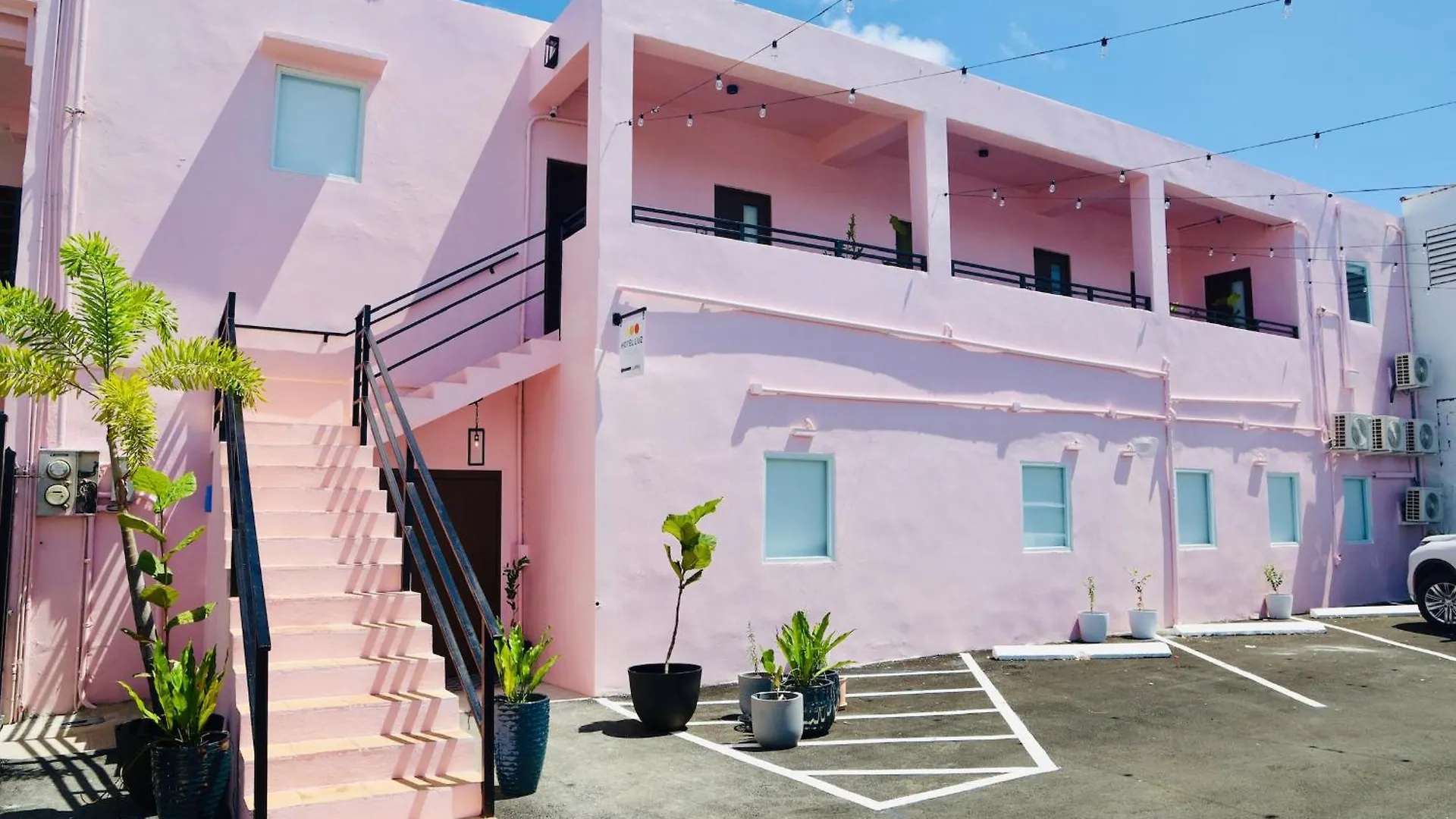 Room 6 Affordable Cool In Santurce Arts Area San Juan Puerto Rico