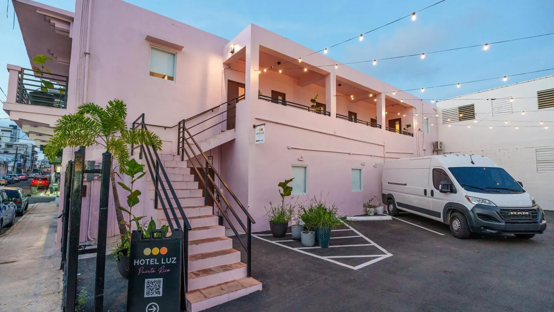 Room 6 Affordable Cool In Santurce Arts Area San Juan Hotel