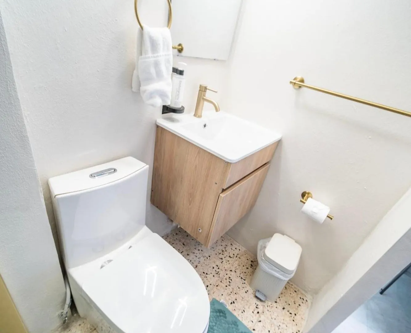 Room 6 Affordable Cool In Santurce Arts Area San Juan Hotel
